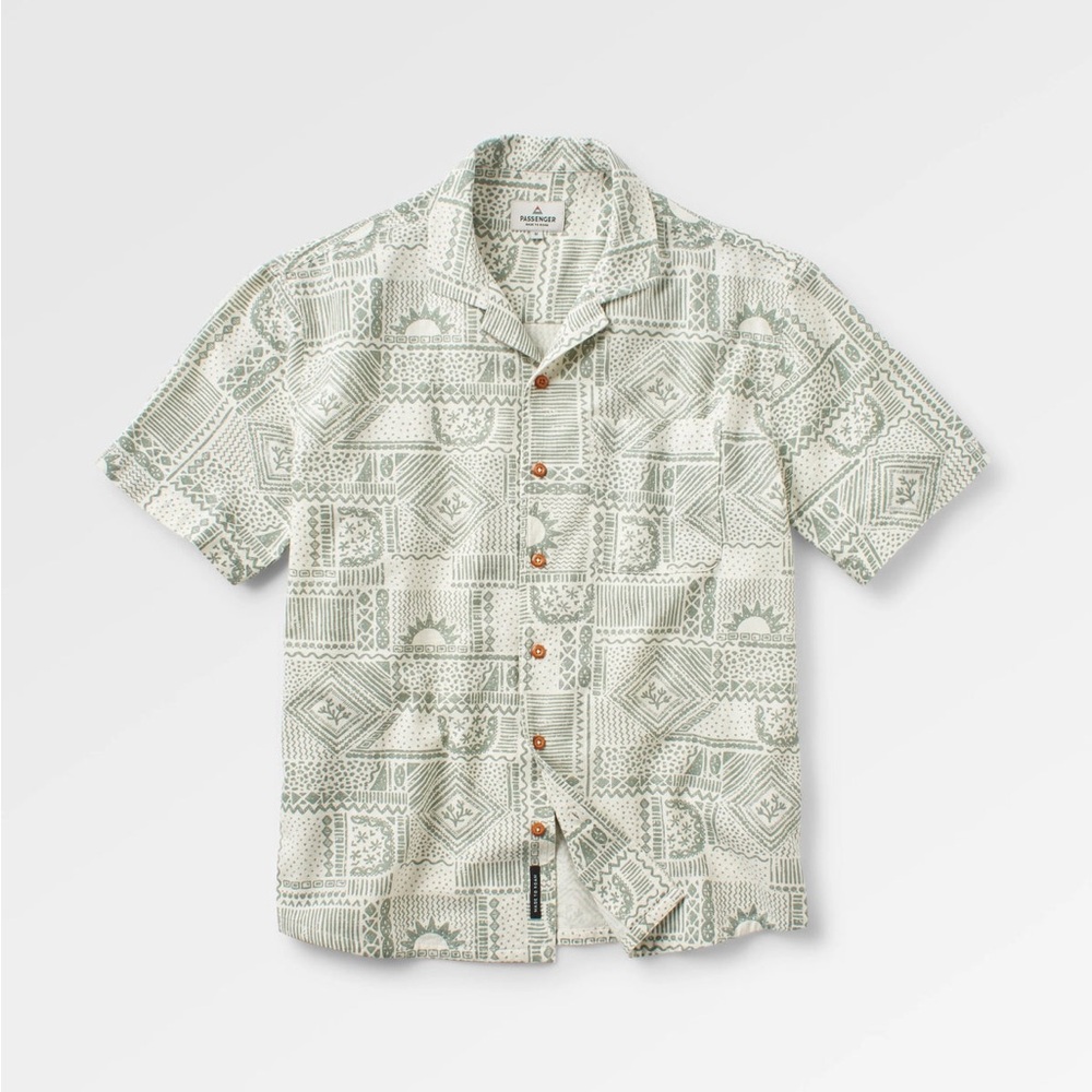 PASSENGER Men's Cove Organic Cotton Short Sleeve Shirt Sz LARGE